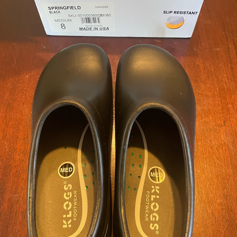 Klogs Black Slip-Resistant Dress Clogs